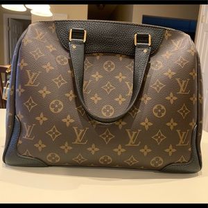 🌸 SOLD 🌸 Louis Vuitton Retiro NM (black)